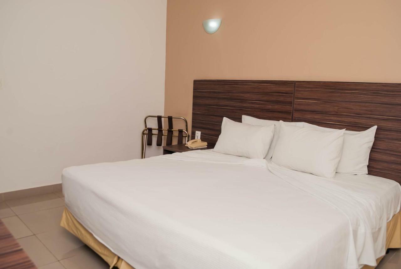 Abba Hotel Betim Ngoại thất bức ảnh